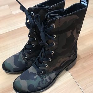 Camo Boots